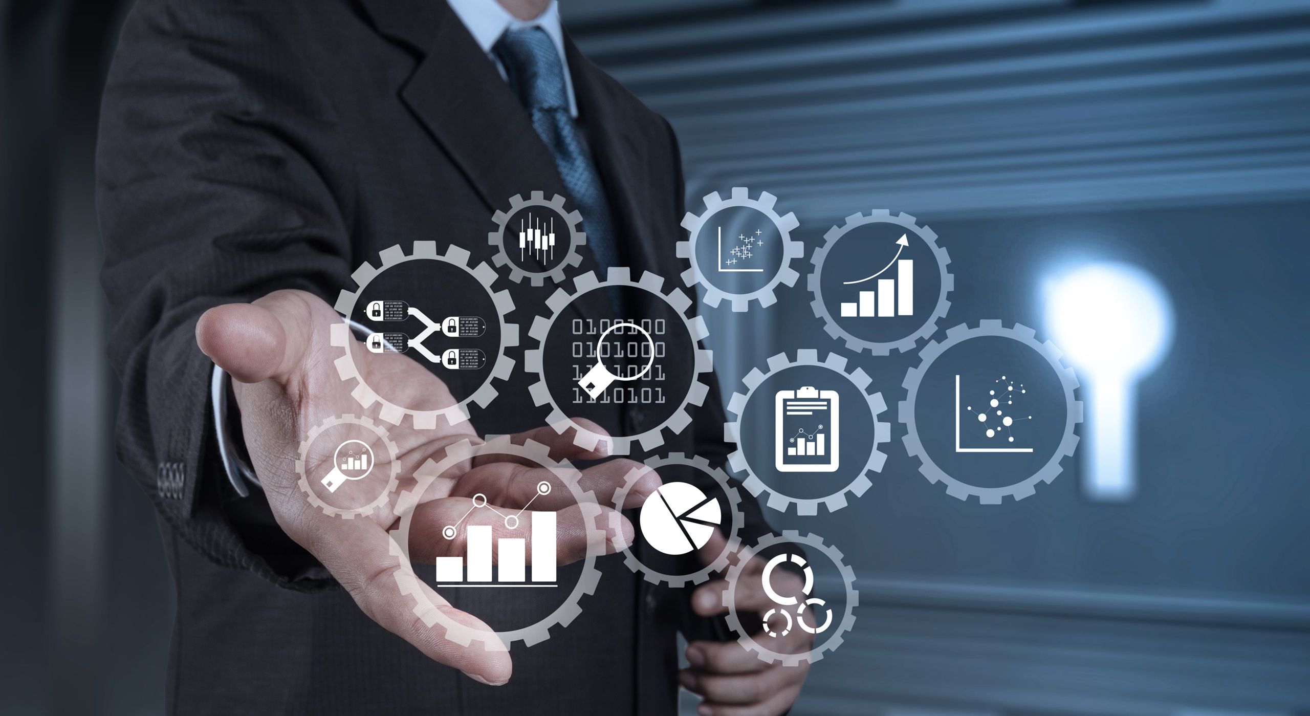 תמונת Hero חיבורי מערכות שונות - אוטומצית ואינטגרציות בכף היד